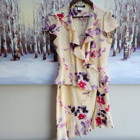 Holt Renfrew Dresses & Skirts - Holt Renfrew 100% silk floral dress set